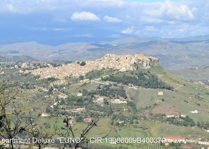 Rocca Di Cerere 